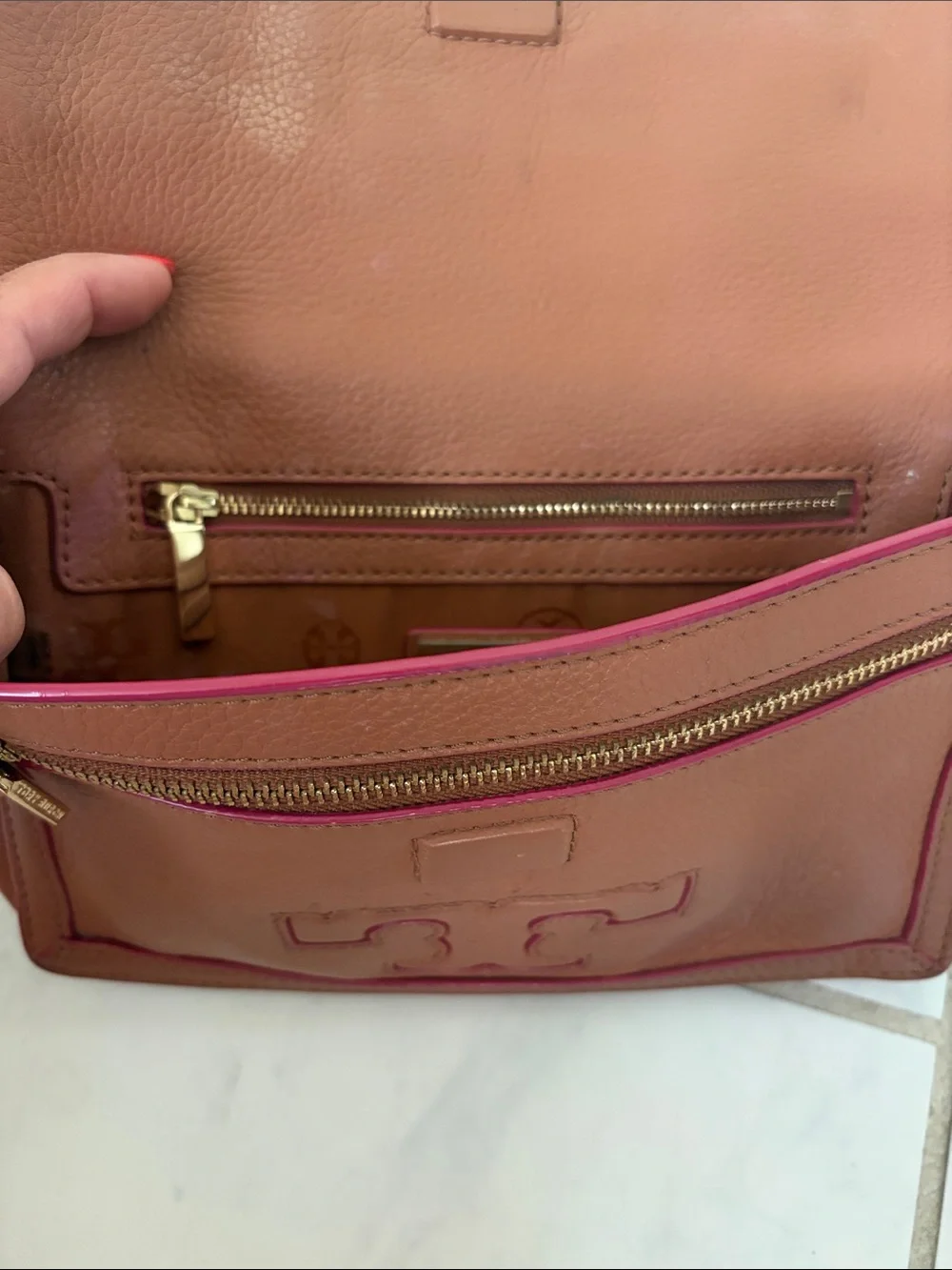 Tory Burch Rose Brown Leather Logo Crossbody - Picture 4 of 5